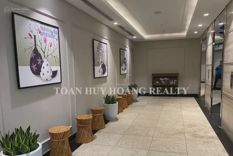 Alphanam 2-Bedroom 75m² for rent in My An, Da Nang — furnished living space (photo 7 of 12)