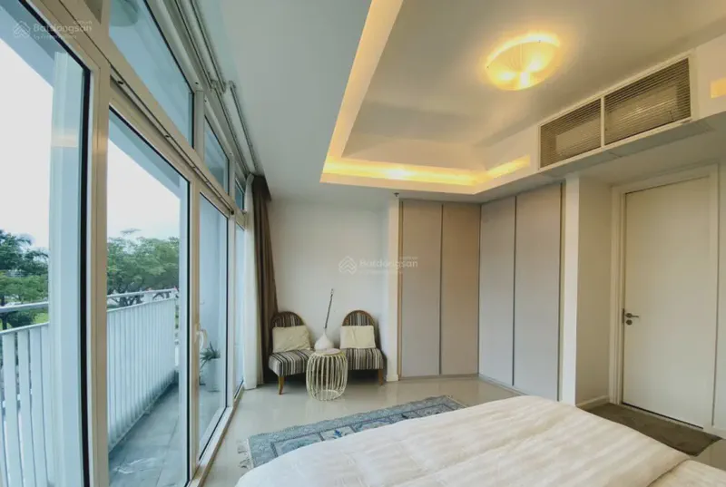 Azura River View 2-Bedroom 104m² for rent in An Hai Tay, Da Nang — furnished living space (photo 7 of 8)
