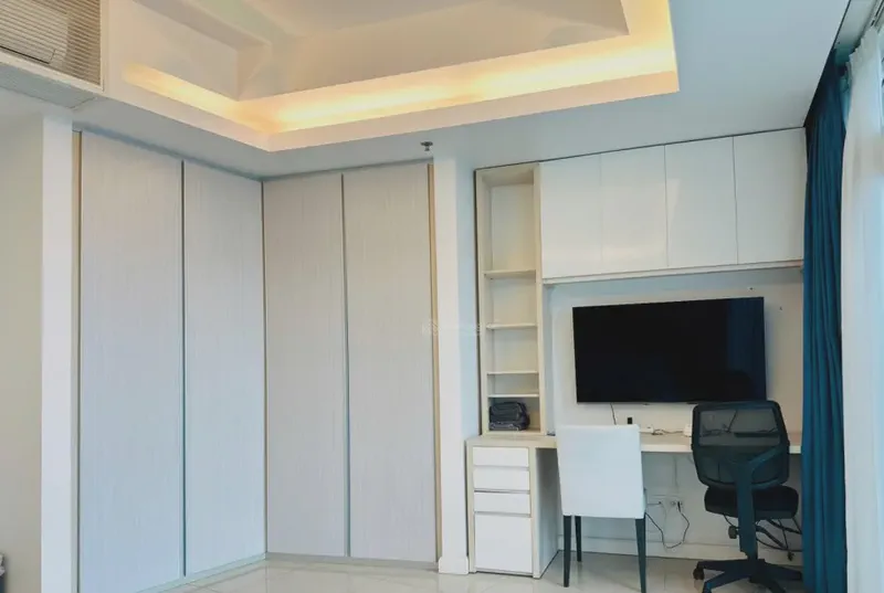 Azura River View 2-Bedroom 152m² for rent in An Hai Tay, Da Nang — furnished living space (photo 7 of 8)