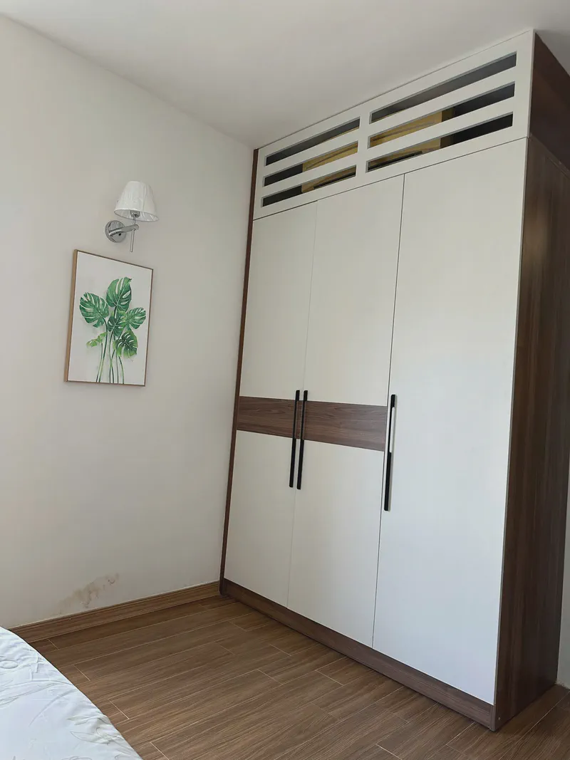 Da Nang Plaza Penthouse 306m² for rent in Hai Chau, Da Nang — interior (photo 11 of 12)