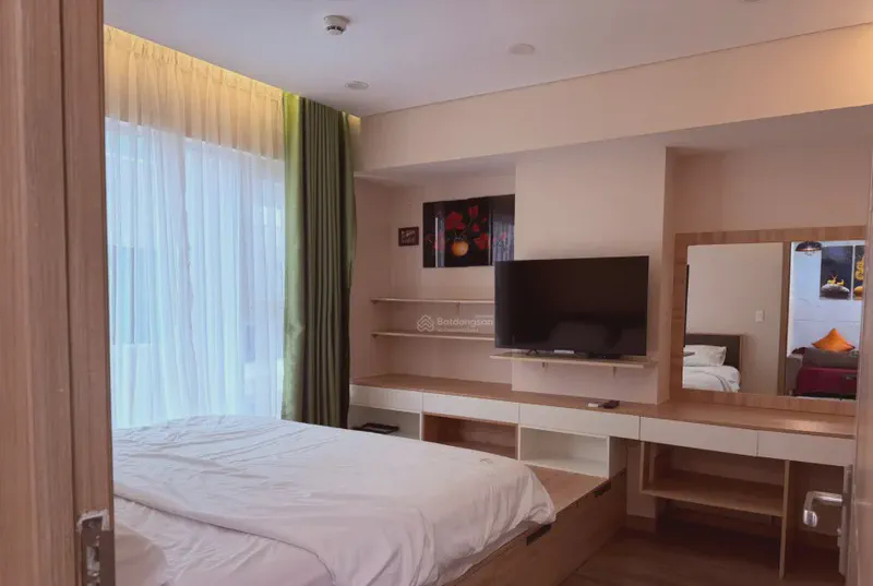 F.Home 1-Bedroom 64m² for rent in Hai Chau, Da Nang — bathroom (photo 4 of 7)