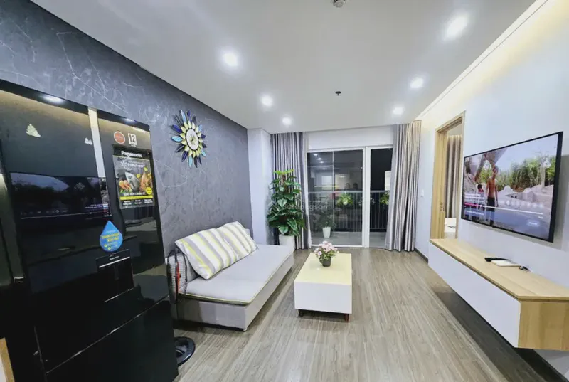 F.Home 2-Bedroom 64m² for rent in Hai Chau, Da Nang — living area