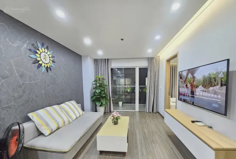F.Home 2-Bedroom 64m² for rent in Hai Chau, Da Nang — bathroom (photo 4 of 7)