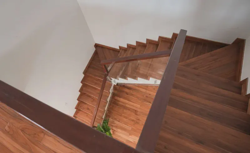 F.Home Penthouse 5-Bedroom 350m² for rent in Hai Chau, Da Nang — interior detail (photo 6 of 12)