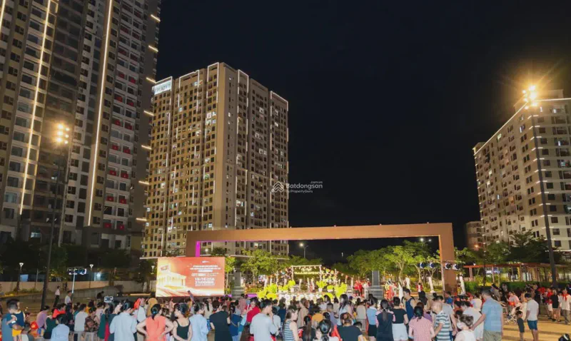 FPT Plaza Sea View 2-Bedroom 67m² for rent in Hoa Hai, Da Nang — bedroom