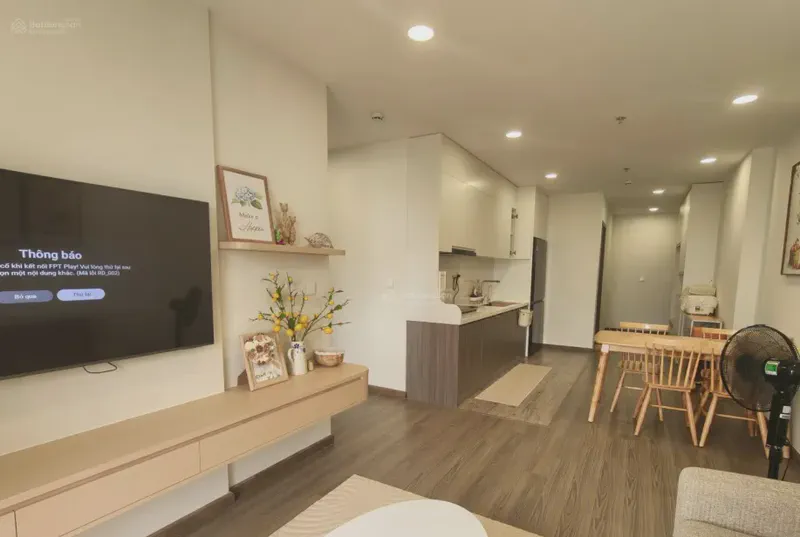 FPT Plaza 3-Bedroom 80m² for rent in Hoa Hai, Da Nang — kitchen and dining