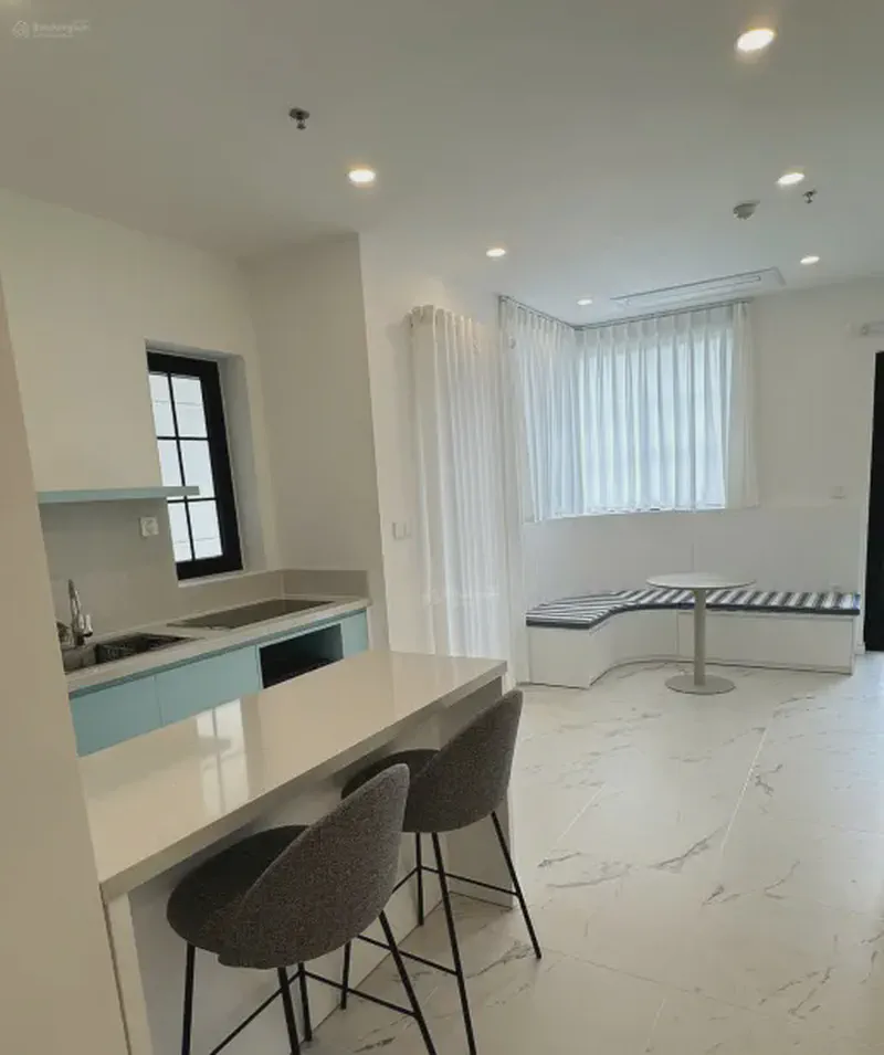 Harmony Tower Sea View 1-Bedroom 57m² for rent in An Hai Bac, Da Nang — living area