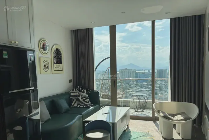 Hilton Residences Studio 50m² for rent in Hai Chau, Da Nang — bathroom (photo 4 of 8)