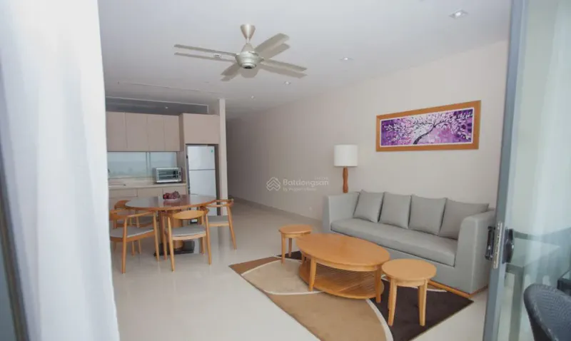 The Ocean Suites Sea View 1-Bedroom 70m² for rent in Hoa Hai, Da Nang — living area
