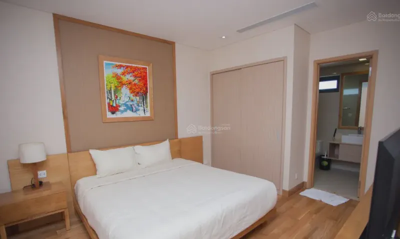 The Ocean Suites Sea View 1-Bedroom 70m² for rent in Hoa Hai, Da Nang — apartment interior (photo 8 of 11)