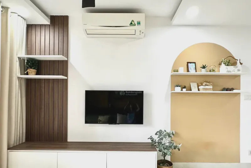 Son Tra Ocean View Sea View 1-Bedroom 50m² for rent in Tho Quang, Da Nang — balcony view (photo 5 of 6)