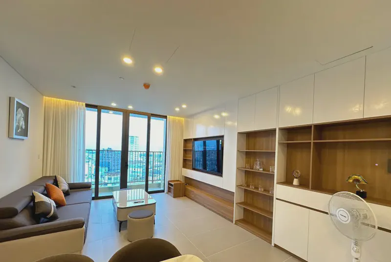 Sam Towers 1-Bedroom 51m² for rent in Thuan Phuoc, Da Nang — building exterior (photo 11 of 11)