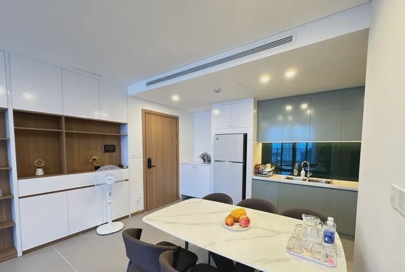 Sam Towers 1-Bedroom 51m² for rent in Thuan Phuoc, Da Nang — furnished living space (photo 7 of 11)