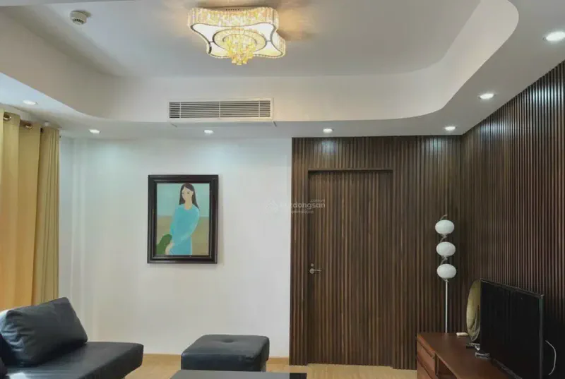 Sam Towers 1-Bedroom 52m² for rent in Thuan Phuoc, Da Nang — kitchen and dining