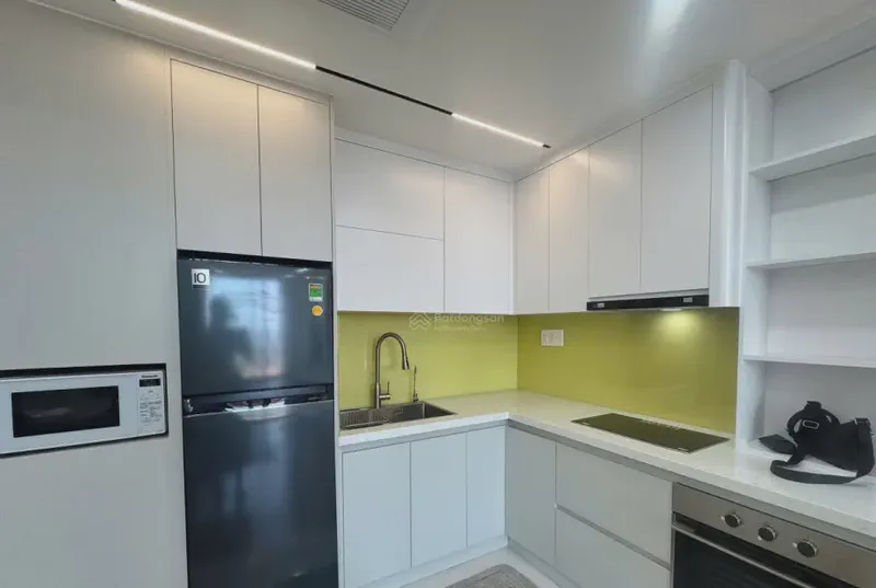 Sun Cosmo Residence River View 1-Bedroom 50m² for rent in Bac My Phu, Da Nang — kitchen and dining