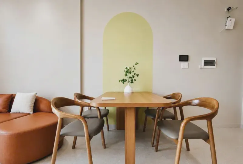 Sun Cosmo Residence 2-Bedroom 54m² for rent in Bac My Phu, Da Nang — kitchen and dining