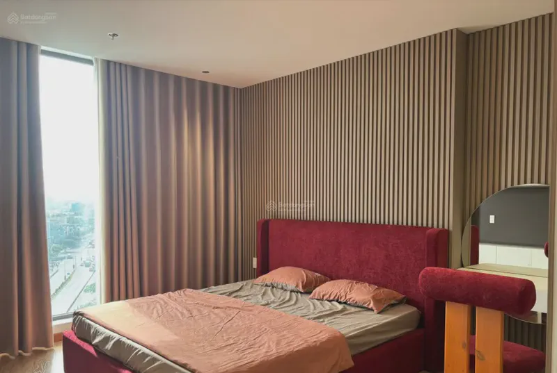 Sun Cosmo Residence River View 2-Bedroom 69m² for rent in Bac My Phu, Da Nang — balcony view (photo 5 of 7)