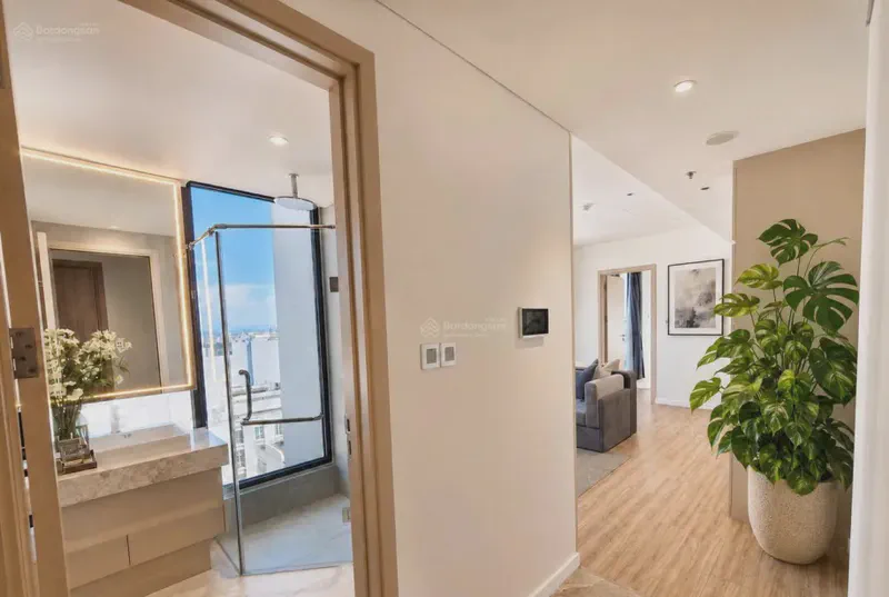 Da Nang Times Square 1-Bedroom 47m² for rent in Phuoc My, Da Nang — bathroom (photo 4 of 9)